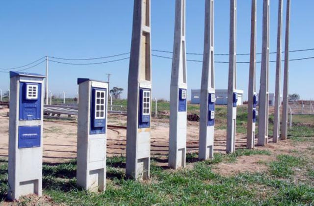 Instalação de poste padrão em Vicente de Carvalho | Guarujá | Pinhelétrica